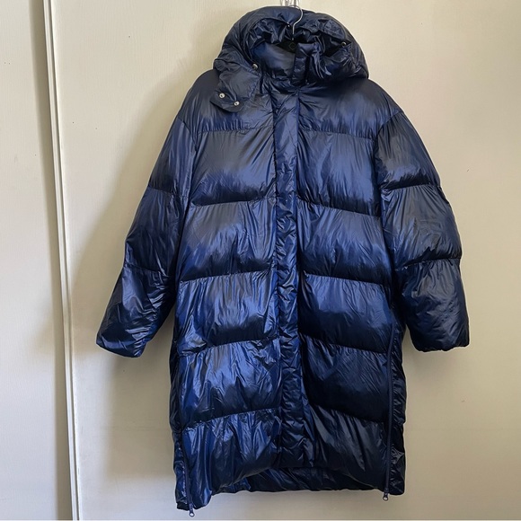 Fabletics Adeline Shine Oversized Long Puffer - Picture 4 of 13